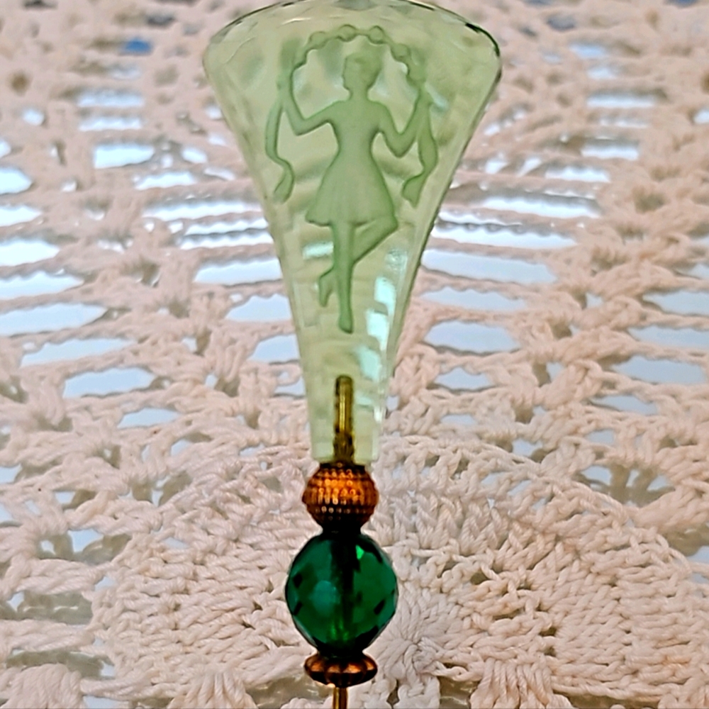 Antique Victorian Intaglio Etched Hat Pin